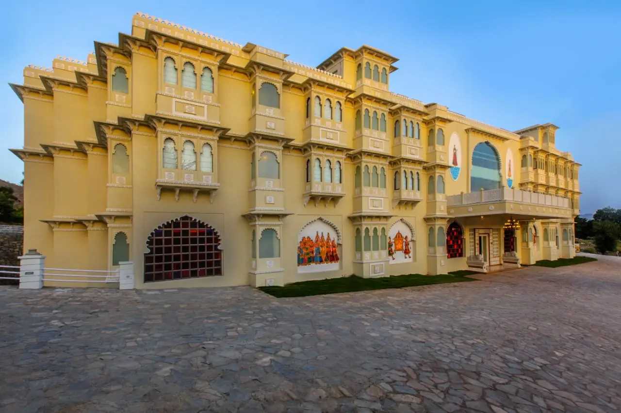Shouryagardh resort